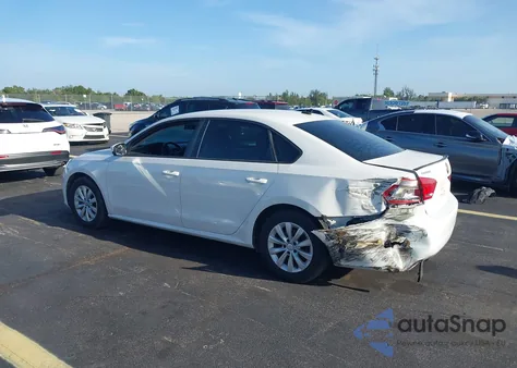 2015 Volkswagen Passat 1.8T Wolfsburg Edition from USA, damaged, VIN 1VWAT7A38FC002676